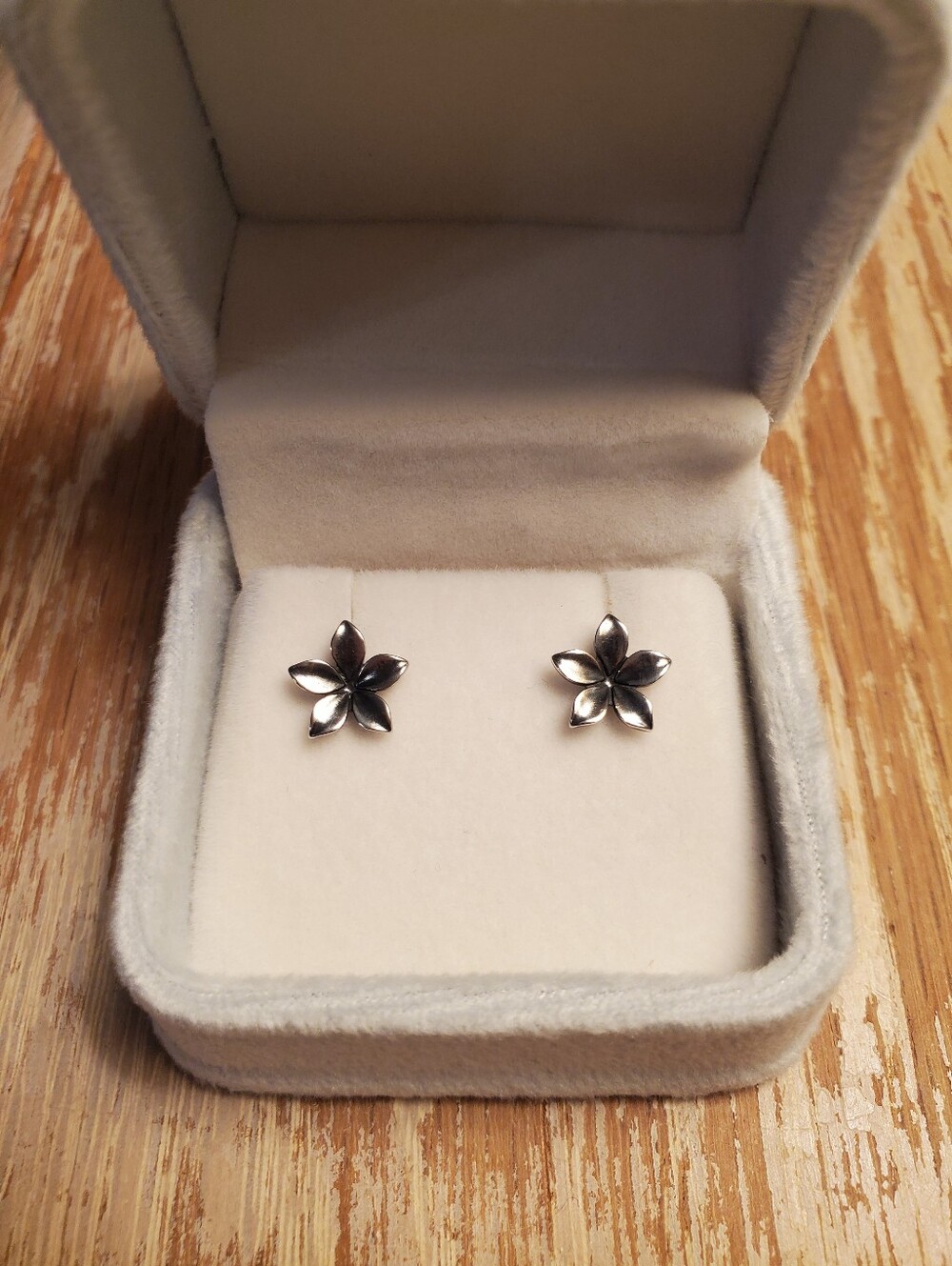 James Avery Retired Radiant Plumeria Flower Stud Earrings - Sterling Silver